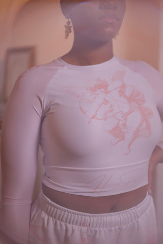 Elise Renee wearing the cupids bow tee & cupids bow shorts from the venus at the disco collection by honeyspice