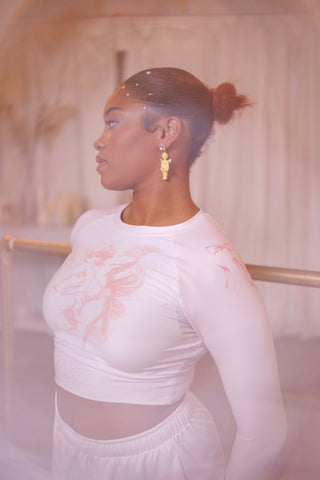 Elise Renee wearing the cupids bow tee from the venus at the disco collection by honeyspice